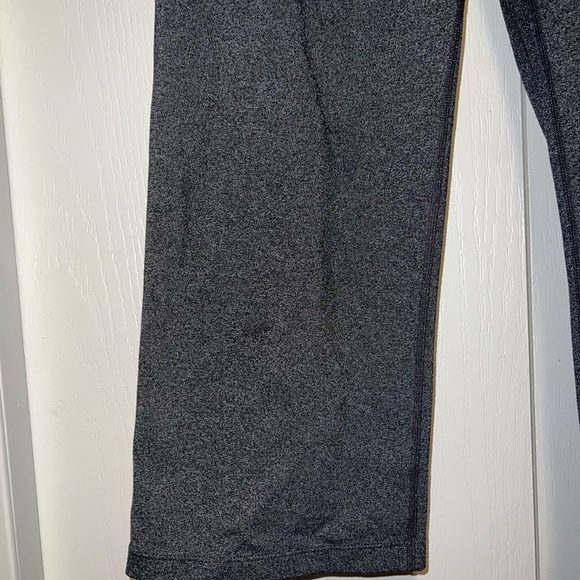 Prana 7/8 Length Wide Leg Active Capris - Picture 2 of 7
